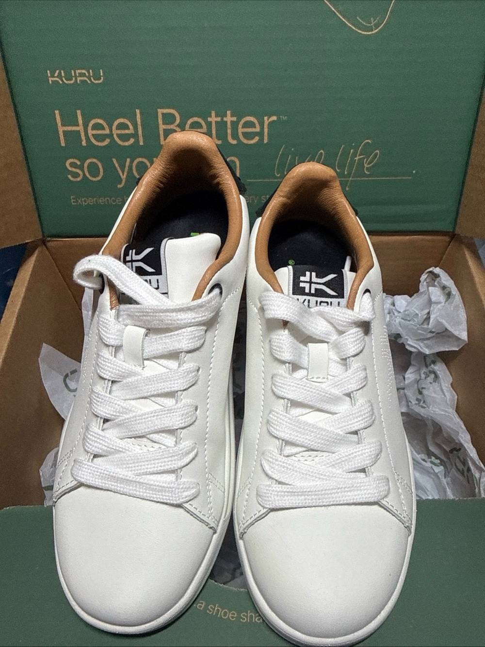 KURU Roam Women's 5 medium White Leather Sneakers with Tan Collar